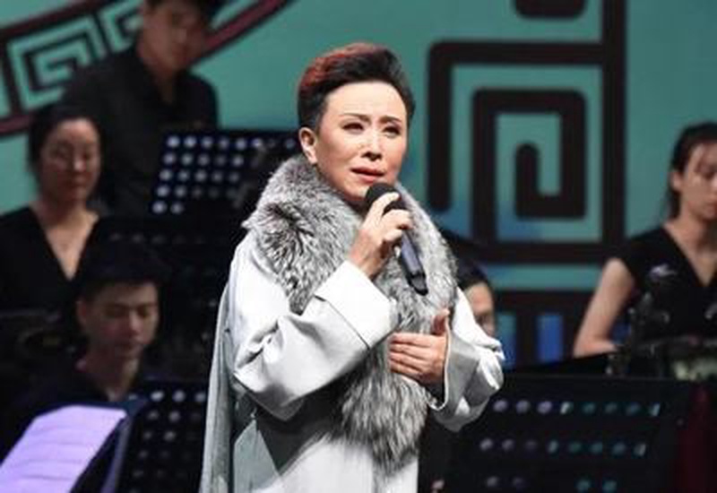 陈丽君