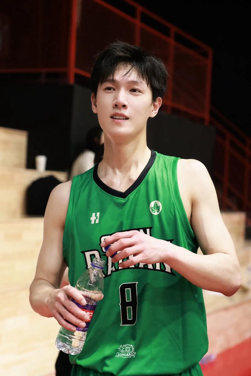 李昀锐